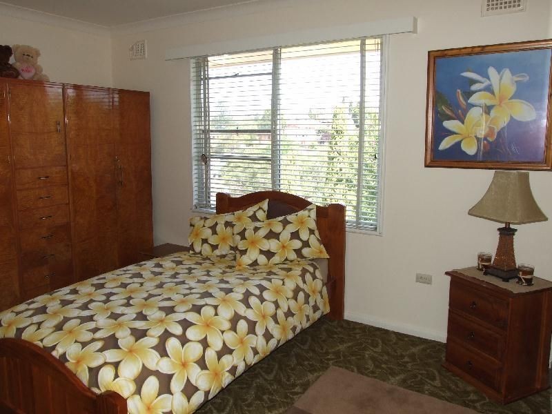 9 Girraween Crescent, Bega NSW 2550