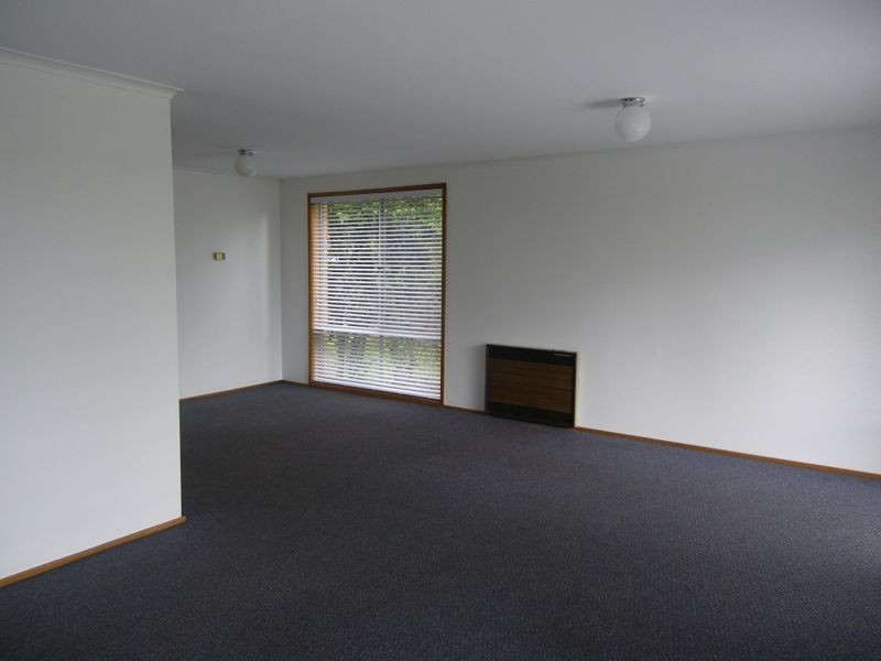 5 Gregory Way, Bega NSW 2550