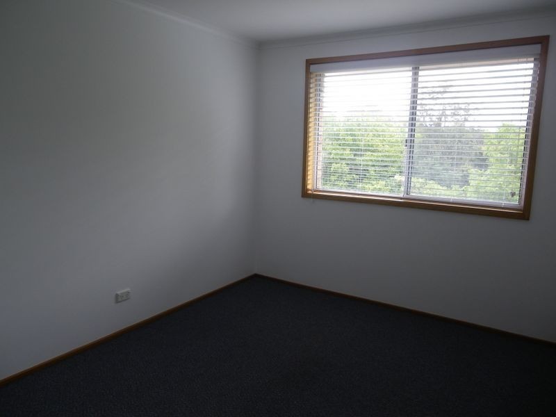 5 Gregory Way, Bega NSW 2550