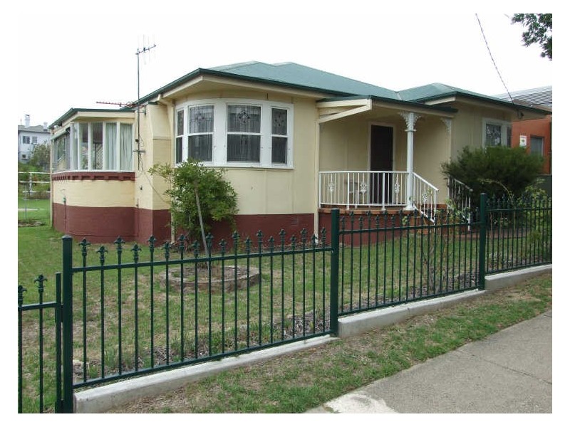 174 Auckland Street, Bega NSW 2550