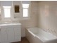 174 Auckland Street, Bega NSW 2550