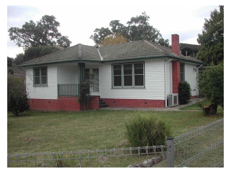 9 Dandar Rd, Bega NSW 2550