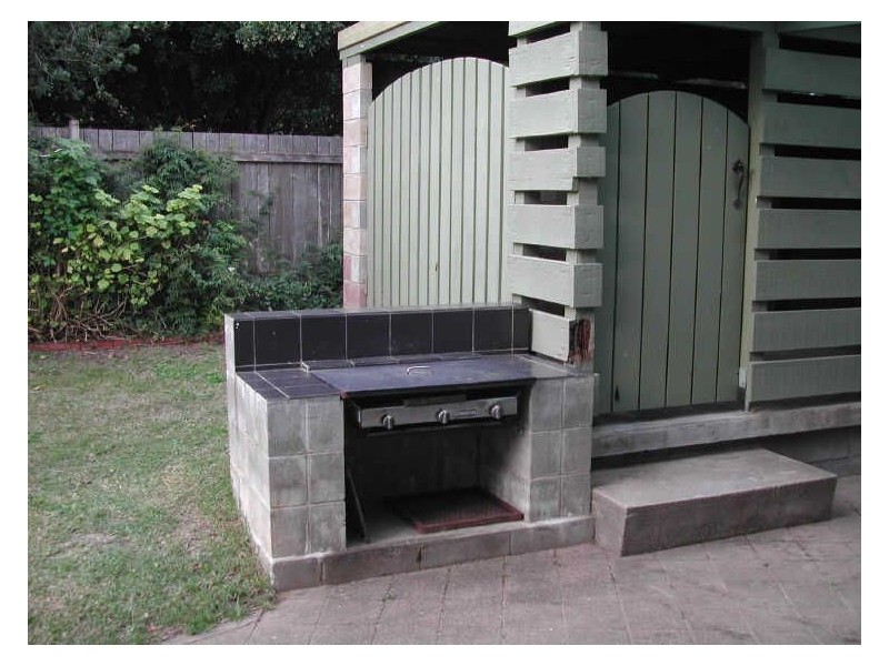 9 Dandar Rd, Bega NSW 2550