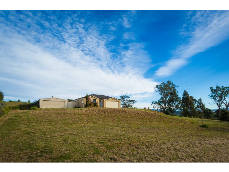 18 Black Range Road, Bega NSW 2550