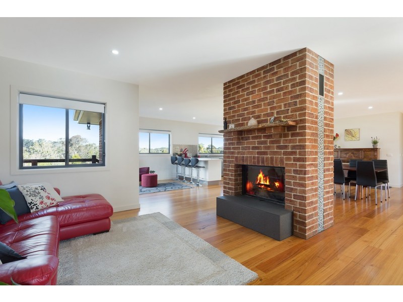 121 Strathmore Crescent, Kalaru NSW 2550