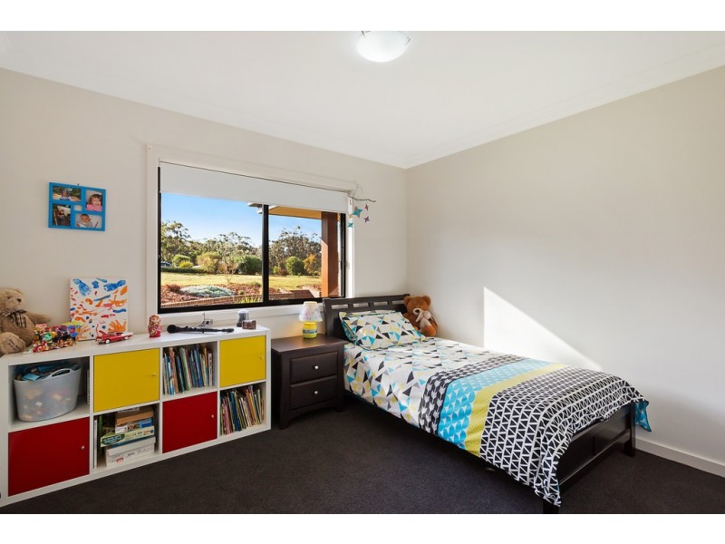 121 Strathmore Crescent, Kalaru NSW 2550