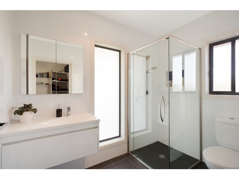 121 Strathmore Crescent, Kalaru NSW 2550