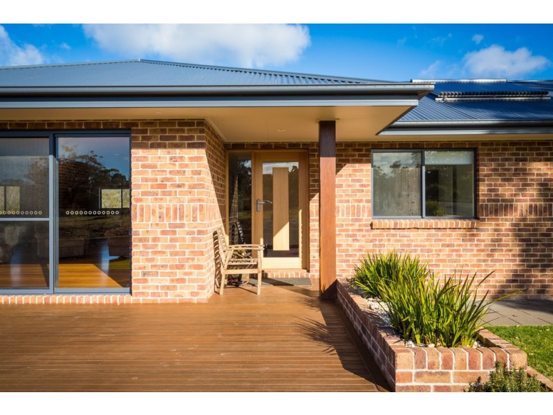 121 Strathmore Crescent, Kalaru NSW 2550