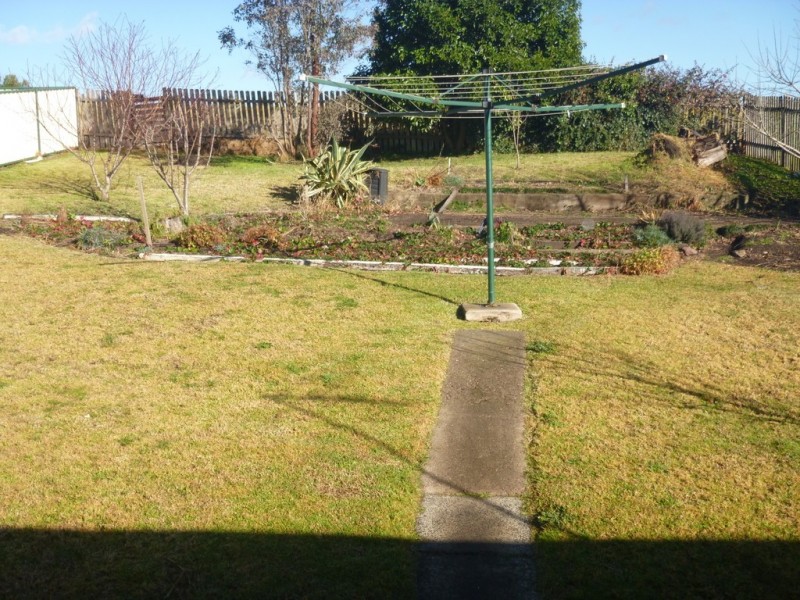 41 Meringo Street, Bega NSW 2550