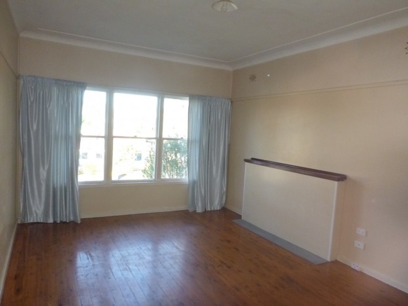 69 Meringo Street, Bega NSW 2550