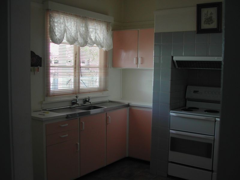 166 Auckland Street, Bega NSW 2550