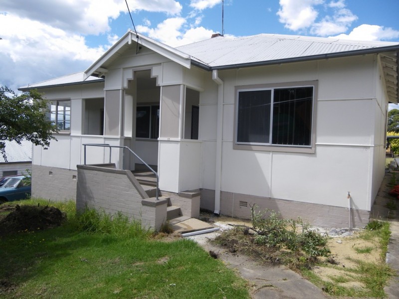 13 Barrack Street, Bega NSW 2550
