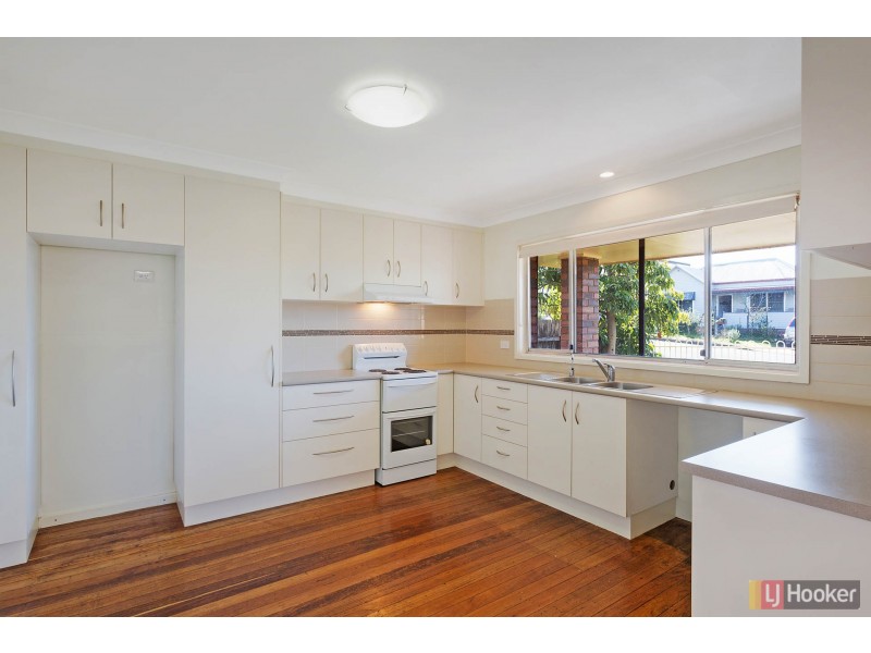 2 Sattler Street, Bega NSW 2550