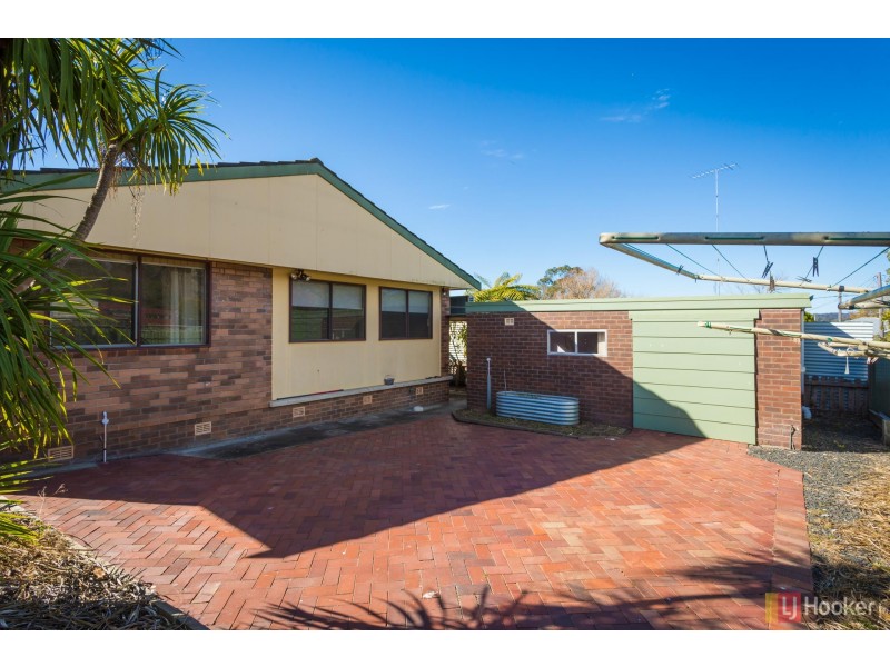 2 Sattler Street, Bega NSW 2550