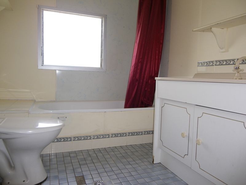 18 Bega Street, Bega NSW 2550