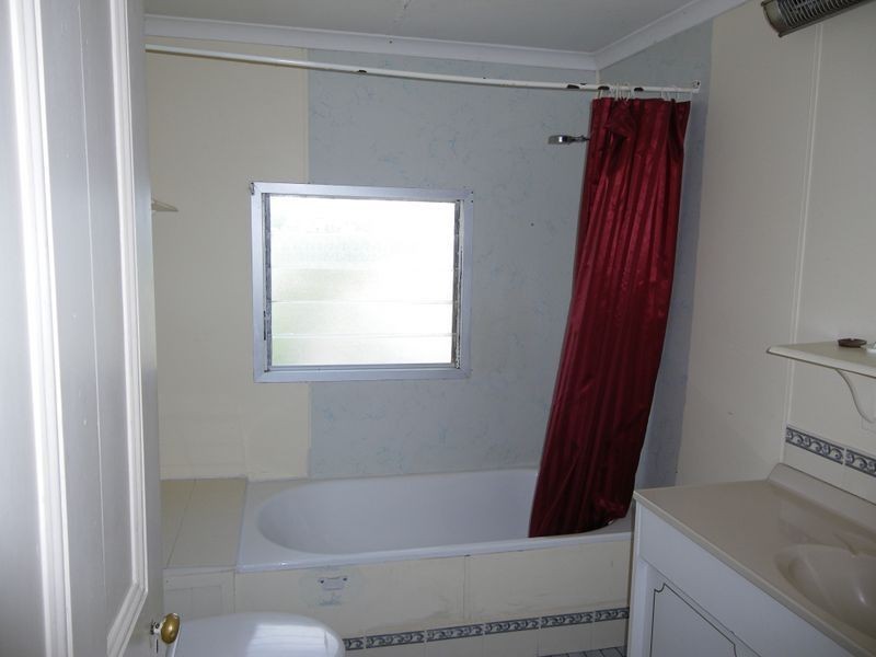 18 Bega Street, Bega NSW 2550