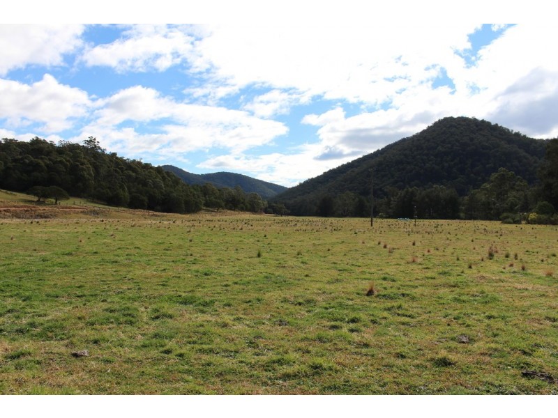 141 Bourkes Road, Yowrie NSW 2550