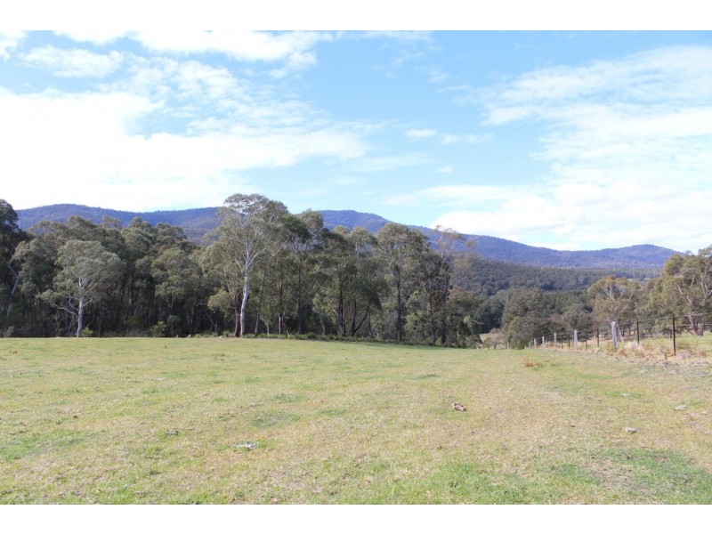 145 Bourkes Road, Yowrie NSW 2550