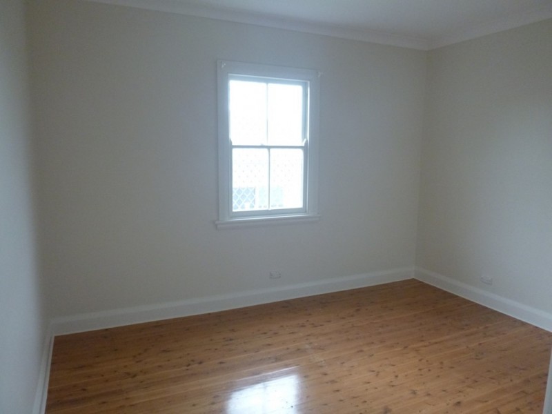 4 Little Bega Street, Bega NSW 2550