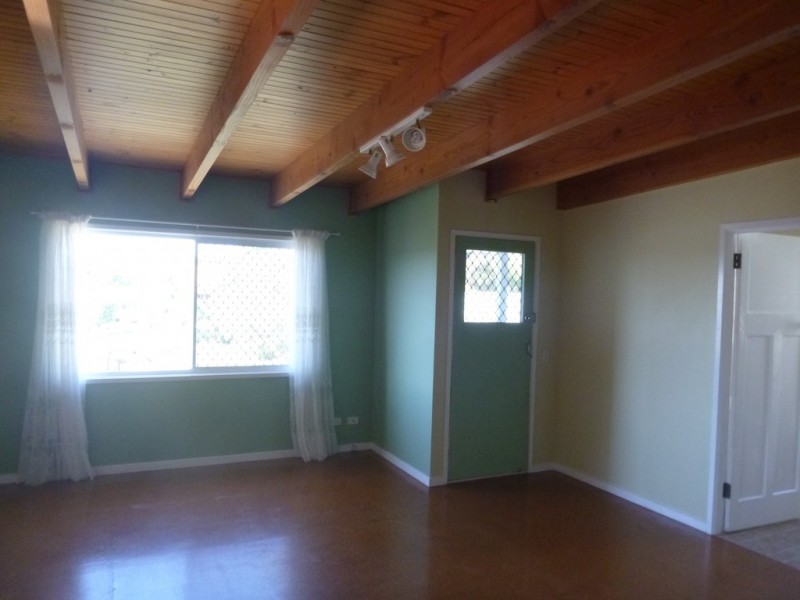 4 Little Bega Street, Bega NSW 2550