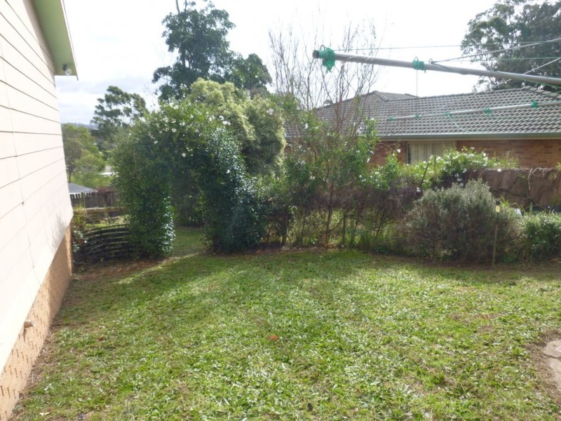 4 Gregory Way, Bega NSW 2550