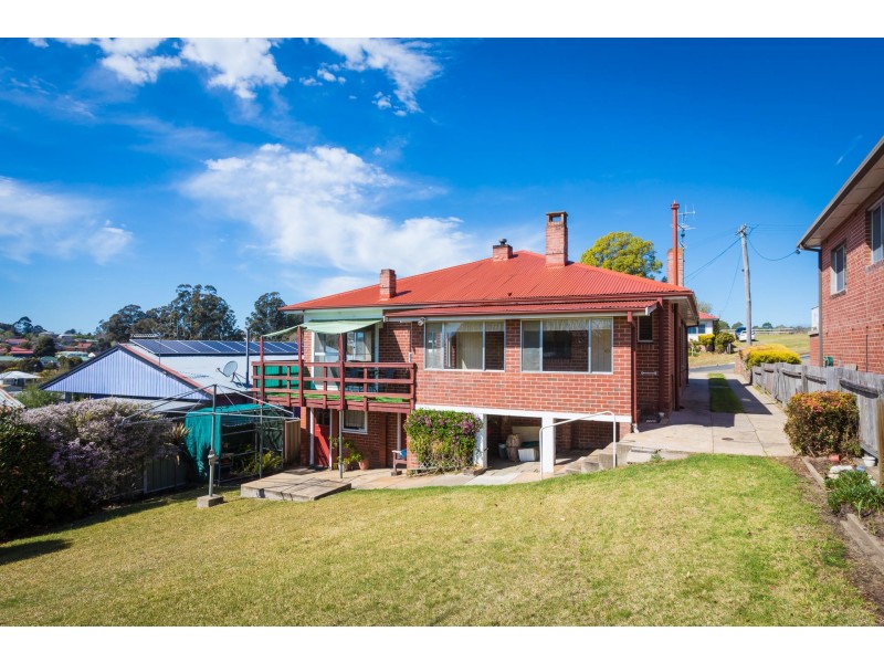 25 Fairview Street, Bega NSW 2550