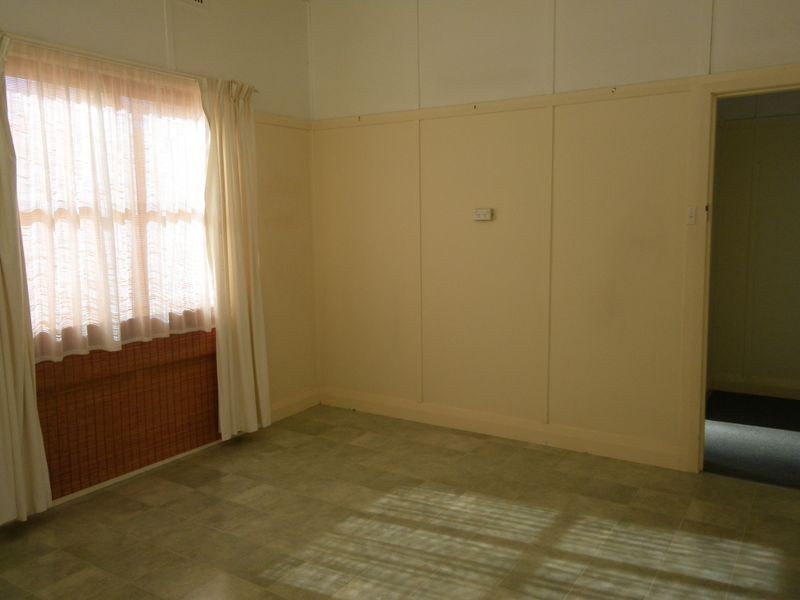 31 Bega Street, Bega NSW 2550