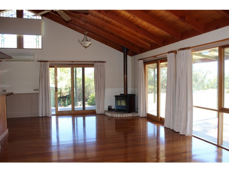 72 Mountview Close, Bega NSW 2550