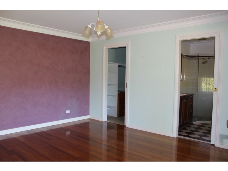 72 Mountview Close, Bega NSW 2550