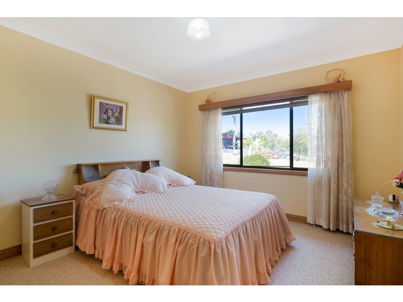 125 Ravenswood Street, Bega NSW 2550