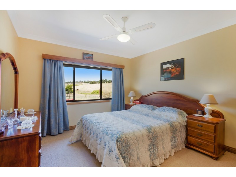 125 Ravenswood Street, Bega NSW 2550