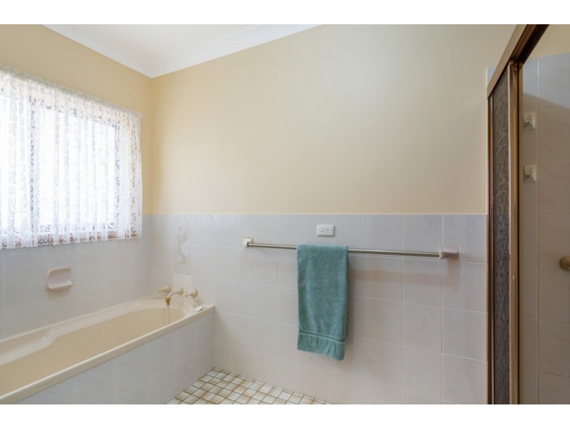 125 Ravenswood Street, Bega NSW 2550