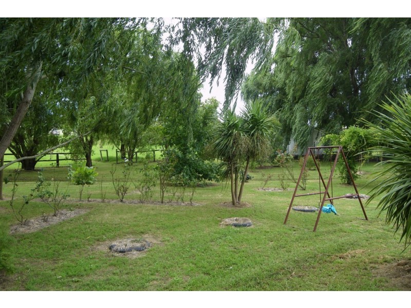 75 Valley Street, Bega NSW 2550