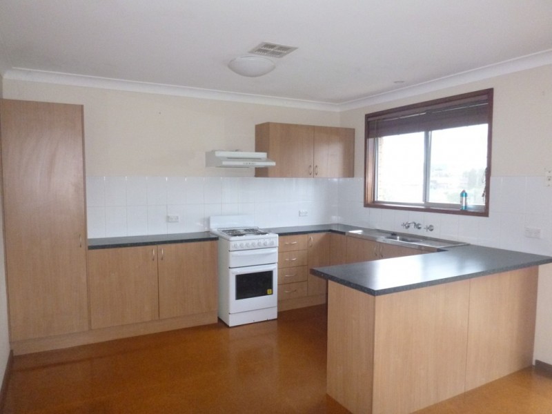99 Lynjohn Drive, Bega NSW 2550