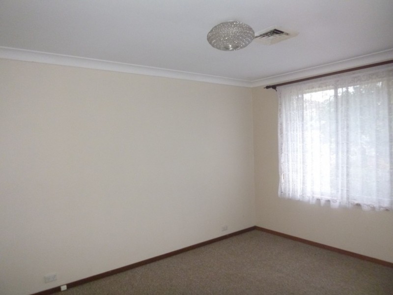 99 Lynjohn Drive, Bega NSW 2550