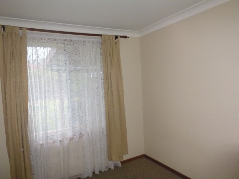 99 Lynjohn Drive, Bega NSW 2550