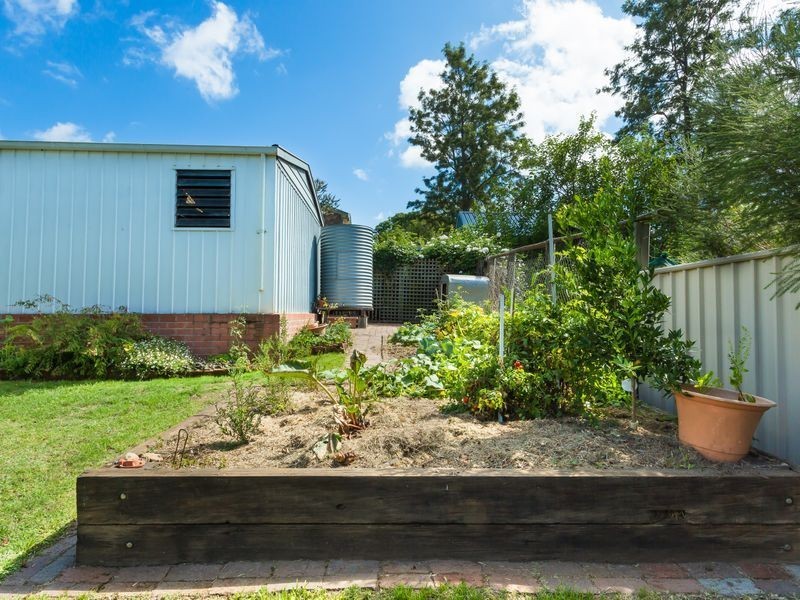 24 Gordon Street, Bega NSW 2550