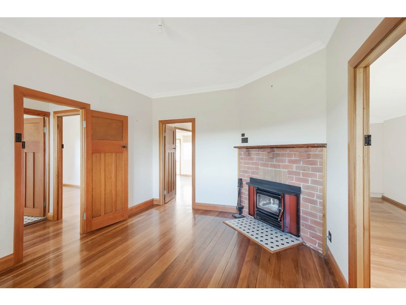 “Hillview” Princes Highway, Bega NSW 2550