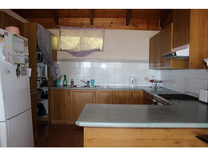 84 Peak Hill Road, Bega NSW 2550