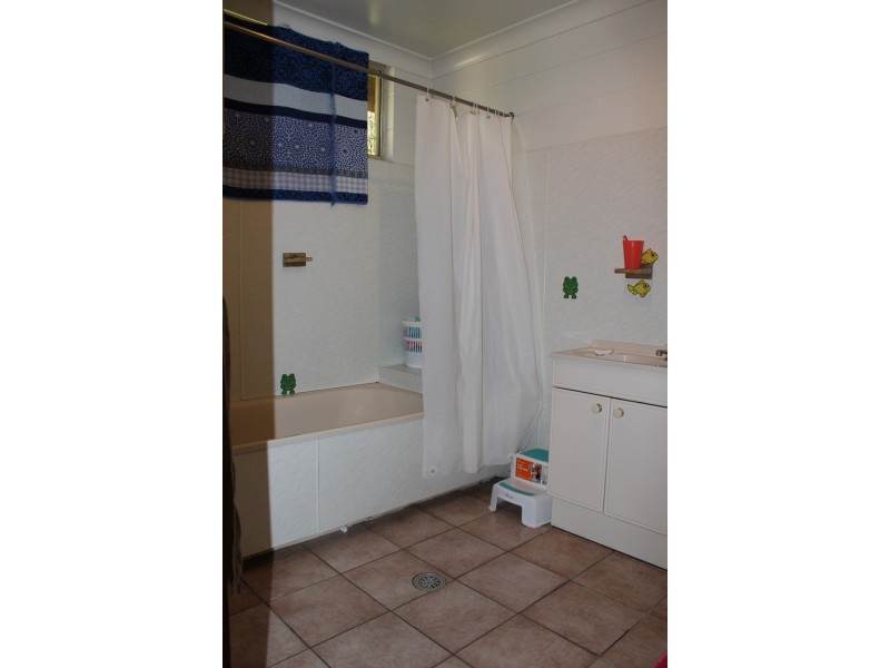 84 Peak Hill Road, Bega NSW 2550