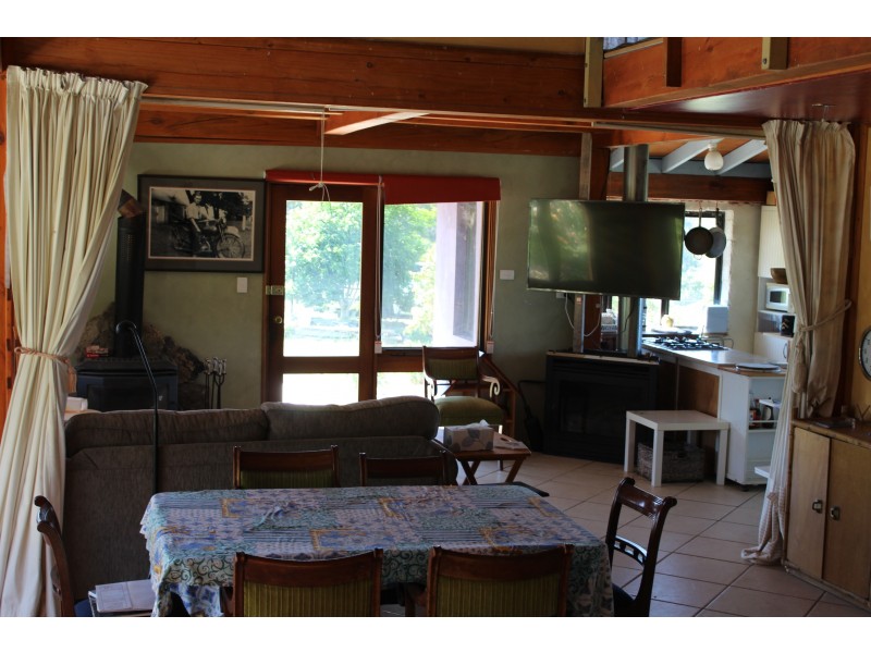 9985 Princes Highway, Cobargo NSW 2550