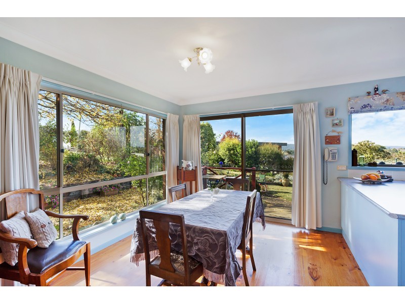 42 Anderson Drive, Bega NSW 2550