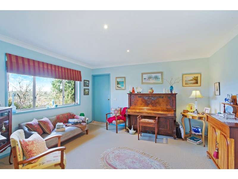 42 Anderson Drive, Bega NSW 2550