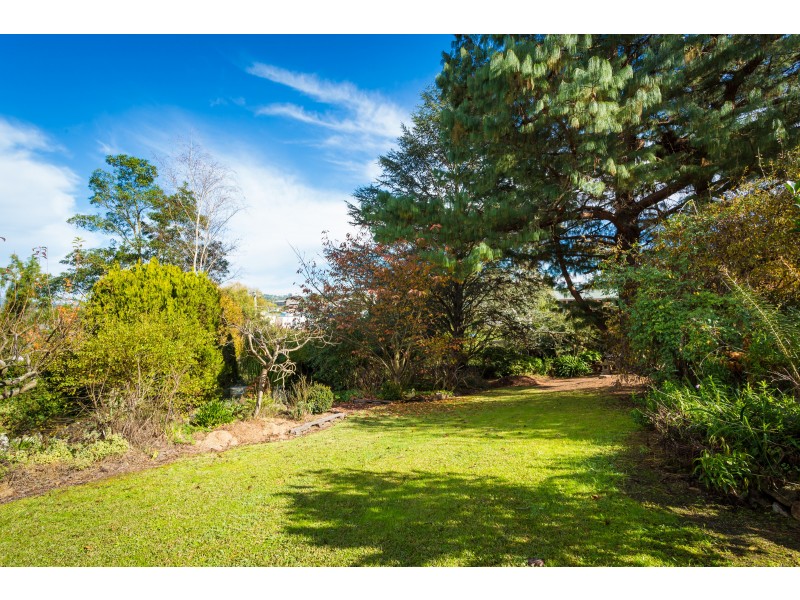 42 Anderson Drive, Bega NSW 2550