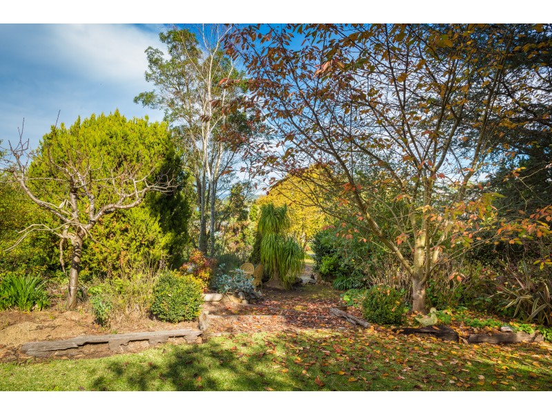 42 Anderson Drive, Bega NSW 2550