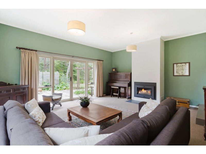 14 Russell Lane, Bega NSW 2550
