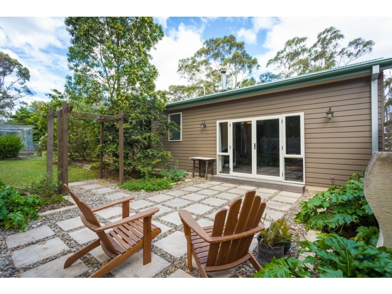 14 Russell Lane, Bega NSW 2550