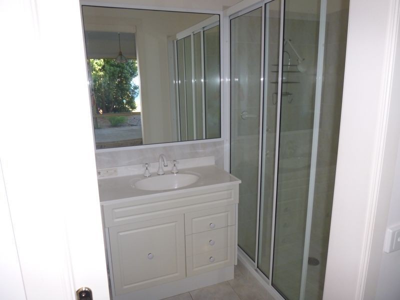 1/8 The Fairway, Tura Beach NSW 2548