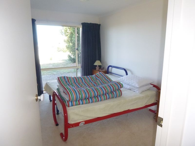 1/8 The Fairway, Tura Beach NSW 2548