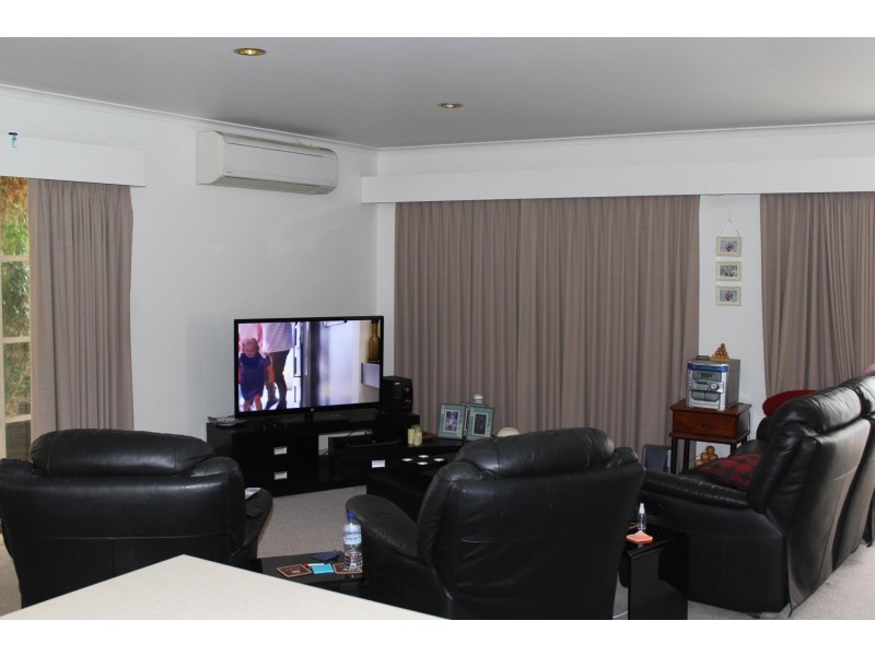 79 East Street, Bega NSW 2550